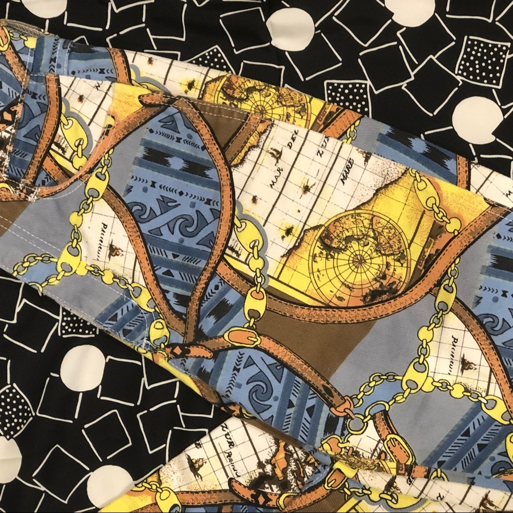 High waisted Patterned Jeans - Picture 2 of 3